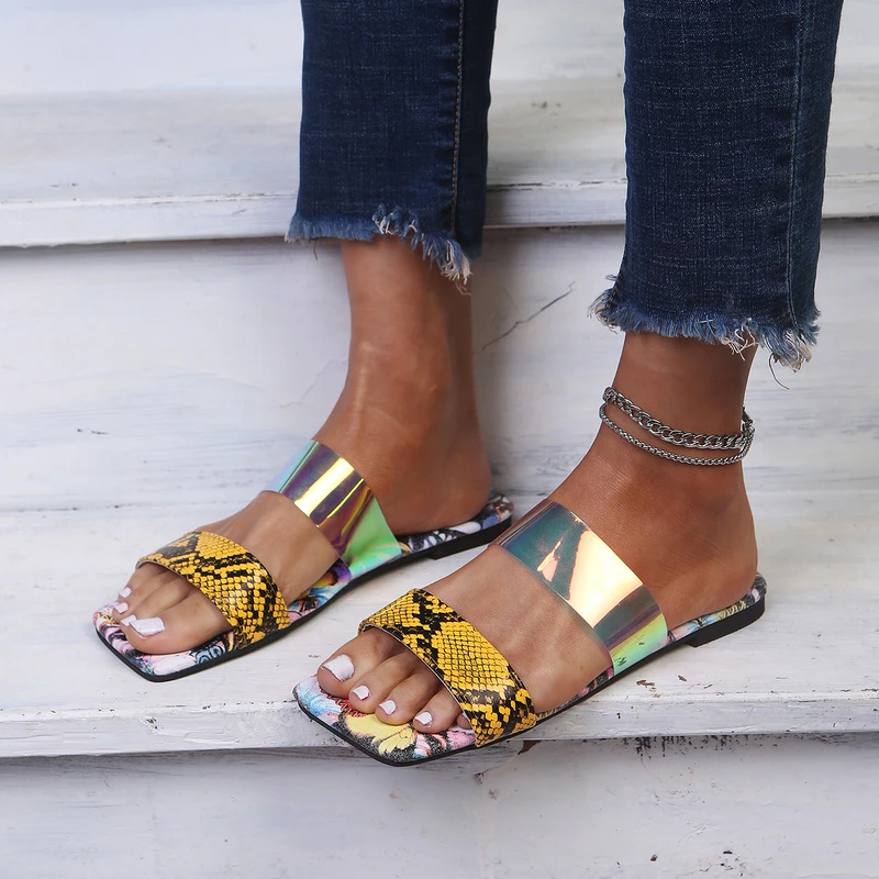 

2021 Women's Flip Flops Comfortable Summer New Flat Women's Slippers Leopard Casual Wild Outdoor Beach Plus Size Female Slippers