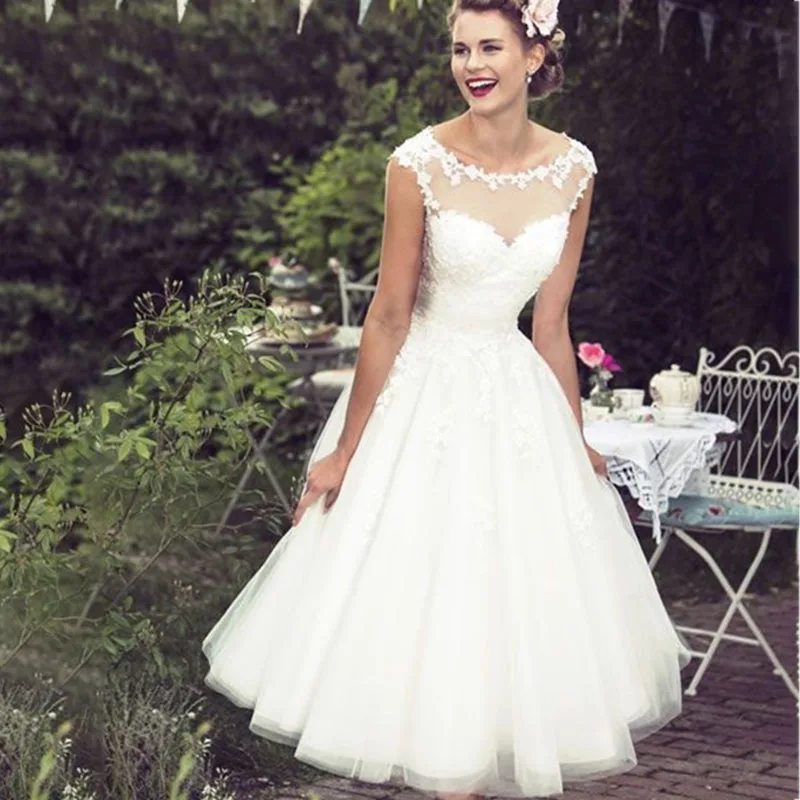 Кружевные свадебные платья с аппликацией для невесты красивое короткое модное
