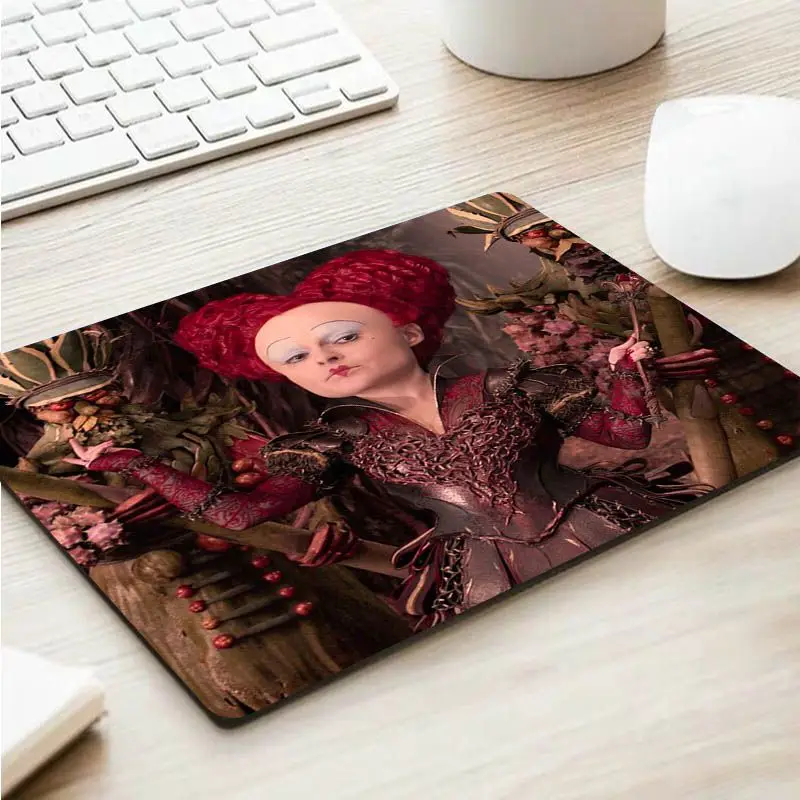 

Top Quality Disney Alice in Wonderland The Red Queen Customized laptop Gaming mouse pad Top Selling Wholesale Gaming Pad mouse