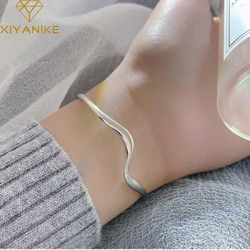 

XIYANIKE Silver Color Irregular Wave Opening Thin Bangle Women Simple All-match Jewelry High-end Silver Hand Accessories