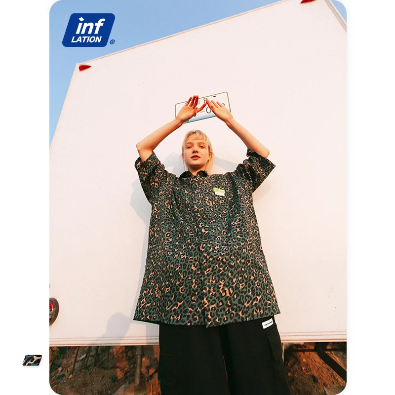 

The new summer of 2021 the street personality version of the leopard print loose languid is lazy man wind short-sleeved shirt