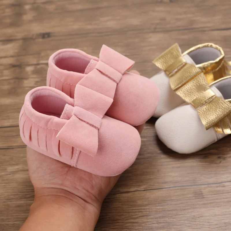 

2021 Ins Fashionable Newborn Baby Boy Girl PU Suede Leather Moccasins Shoes Soft Soled Non-slip Crib First Walker With Bowknot