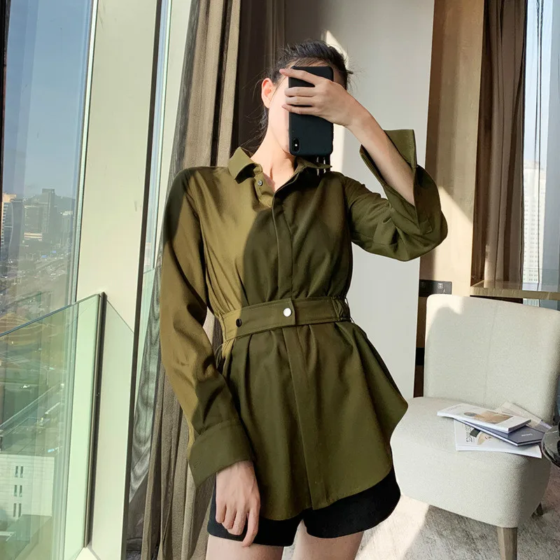 Женская Повседневная рубашка в стиле милитари болотного цвета с отворотом и