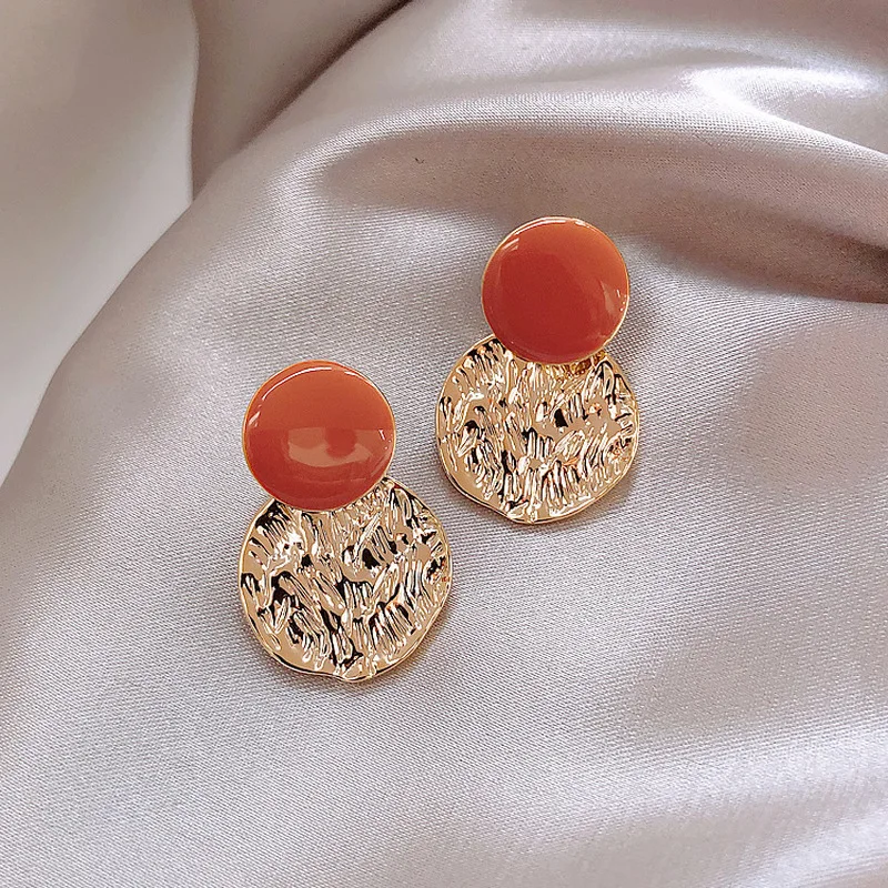 

Оранжевые круглые Плиссированные Металлические серьги TIMEONLY в стиле ретро, винтажные геометрические висячие серьги золотого цвета, эффектн...