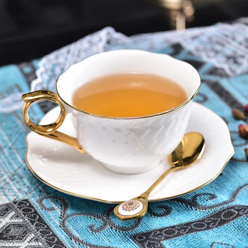 

White Coffee Cup Set Small Luxury Bone China Ceramic Modern Tea Cup Set Porcelain Gold Rim Xicara Kitchen Dining Bar EB50BD
