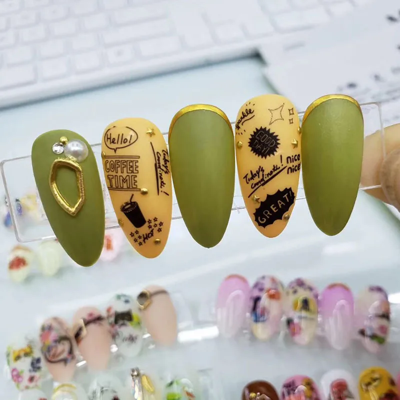 Новое поступление модные наклейки для ногтевого дизайна Красочные смешанные