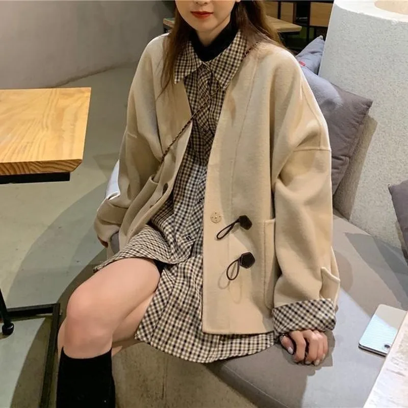 

Women Sets Plaid Vintage Simple Loose Shirt Female V-neck Horn Button Coat All-match Ins Chic Streetwear Sweet Tender Fashion