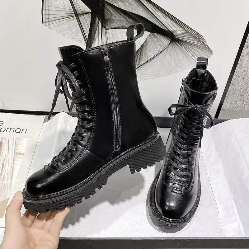 

Martin boots female British style autumn and winter new plus velvet motorcycle boots wild zipper short boots personality hot
