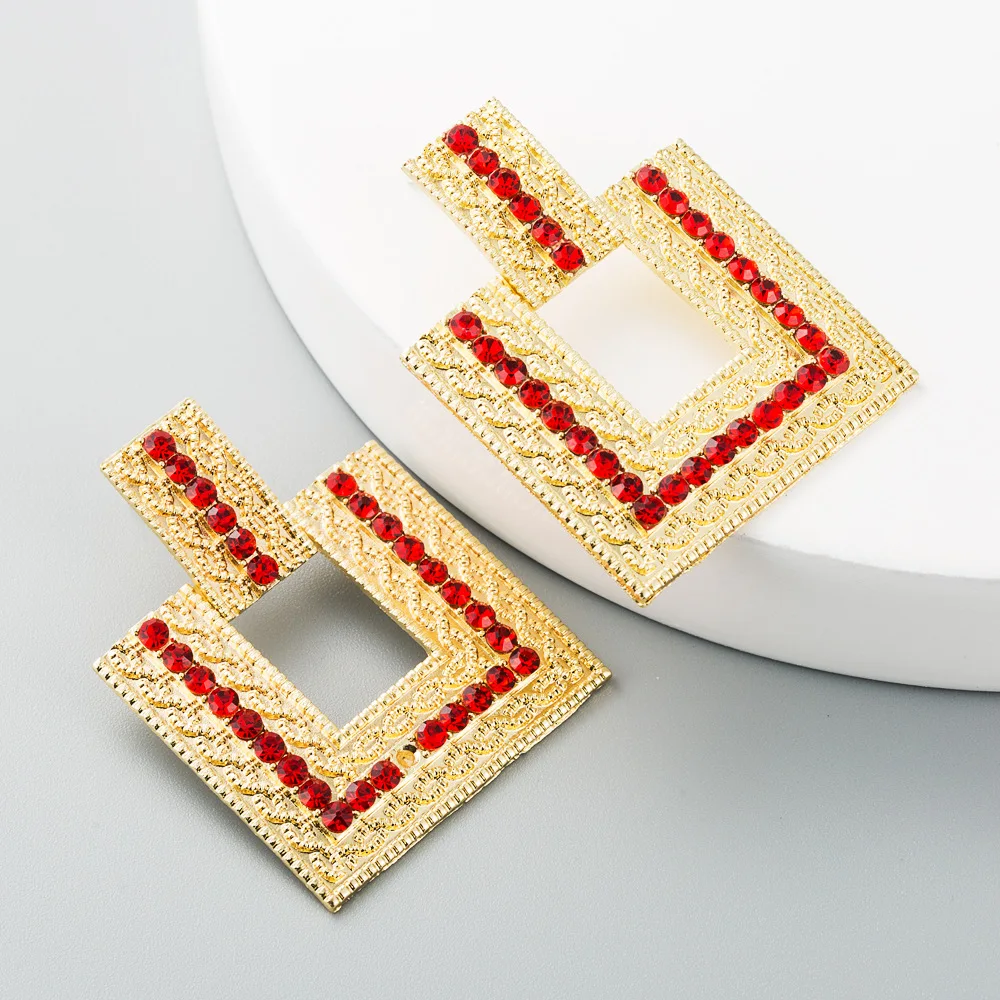 

2021 New Classic All-match Earrings a Hollow Geometric Square Inlaid Earrings Girl's Unusual Accessories For Woman