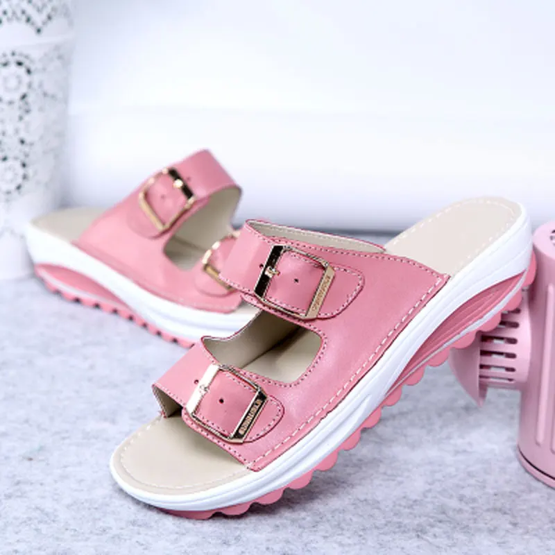 Женские тапочки 2021 Новинка Туфли на платформе Босоножки высоком каблуке Женская