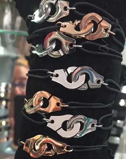 Французского бренда небольшой браслет наручники S925 логотип штампованные