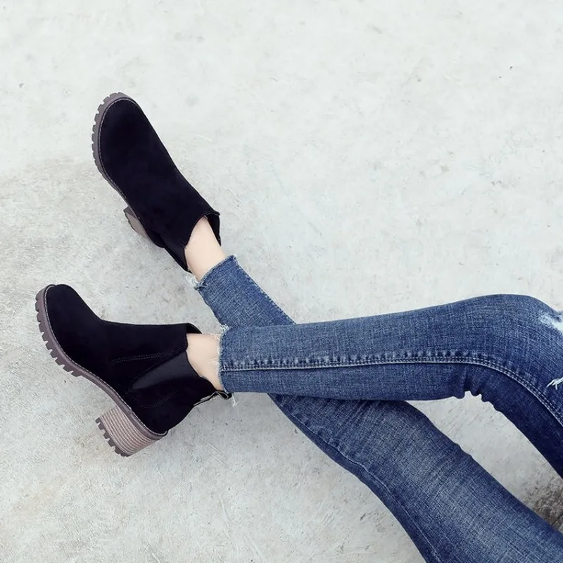 Женские ботинки Сезон осень зима Теплые ботильоны из флока на высоком каблуке с