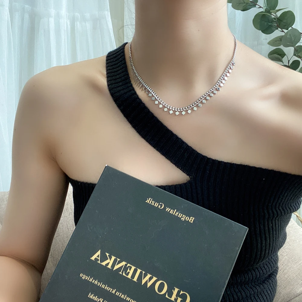 

Fashion Vintage Popular Light Luxury Design Stainless Steel pointed Star Tassel Necklace For Women Choker Collar Couple Gift