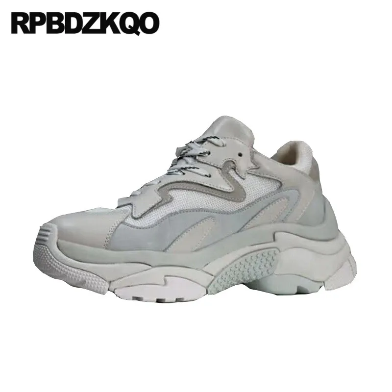 Женские замшевые кроссовки на платформе Серые из натуральной кожи шнуровке