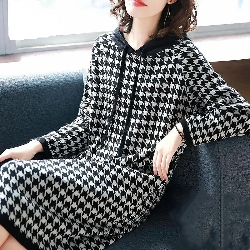 

6XL Dresses Large Sizes Houndstooth Dress Spring 2020 Vintage Long Sleeve Korean Simple Loose Dress Robes Women's Daily Dress