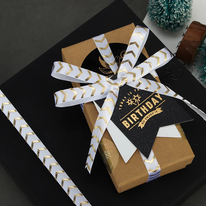 (25 ярдов) 10 мм 3/8 дюйма атласная лента со стрелками и волнами для