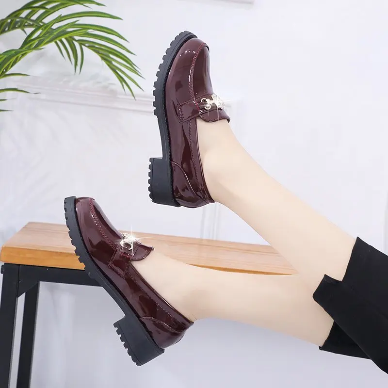 

Women Shoes Patent Leather Low Heels Pumps Fashion Autumn Casual High Heel Shoes Ladies Crystal Footwear Female Loafers