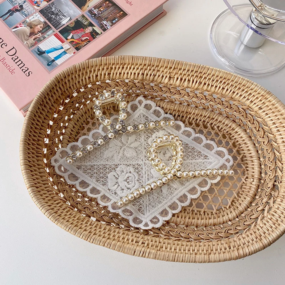 

2020 Fashion Crystal Pearl Hair Clip Women Girls Korea Elegant Design Hair Claw Barrette Stick Hairpin Ponytail Head Accessories