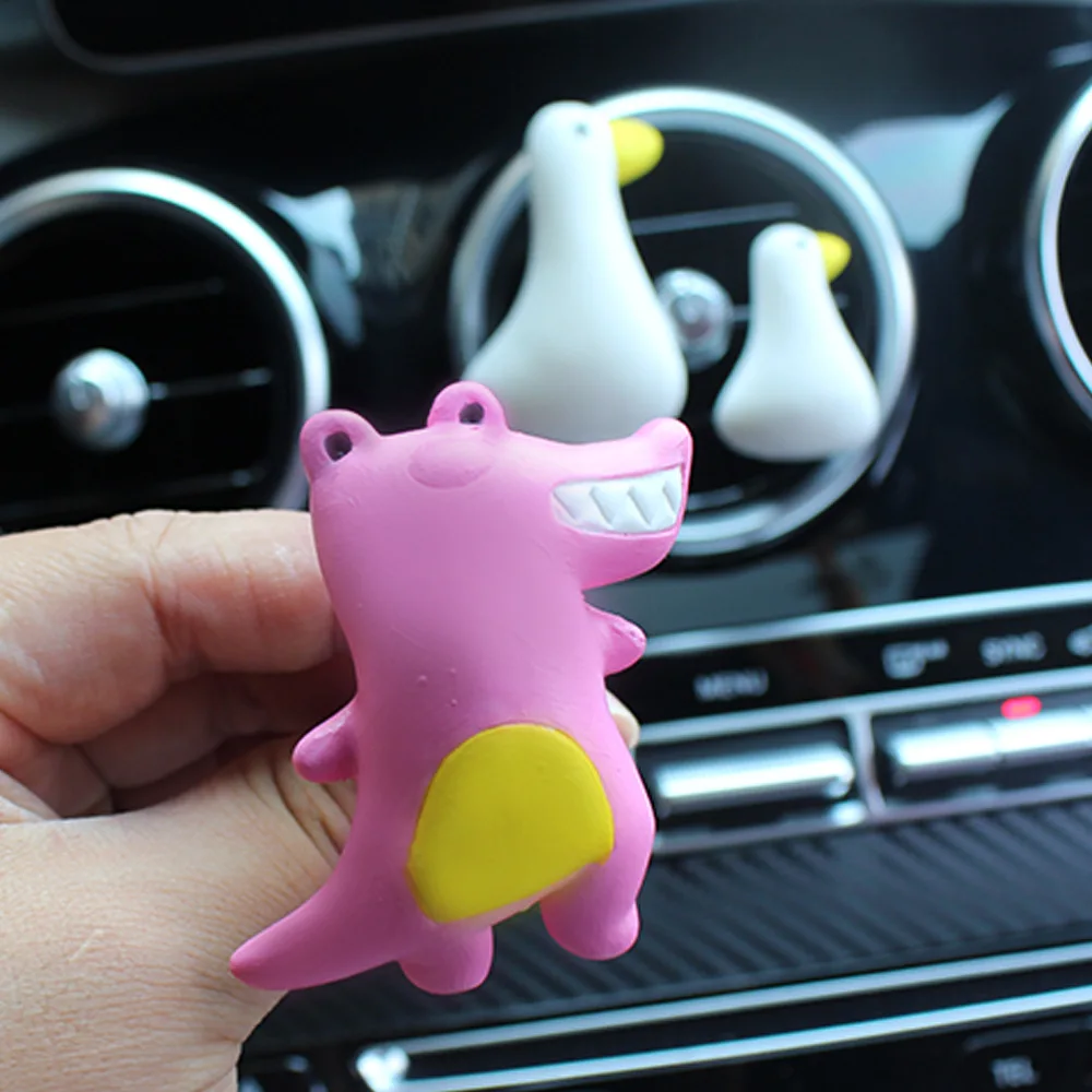 

Big Goose Dinosaur Car Air Fragrance Accessories Interior Automobile Perfume Outlet Clip Decoration Aromatherapy