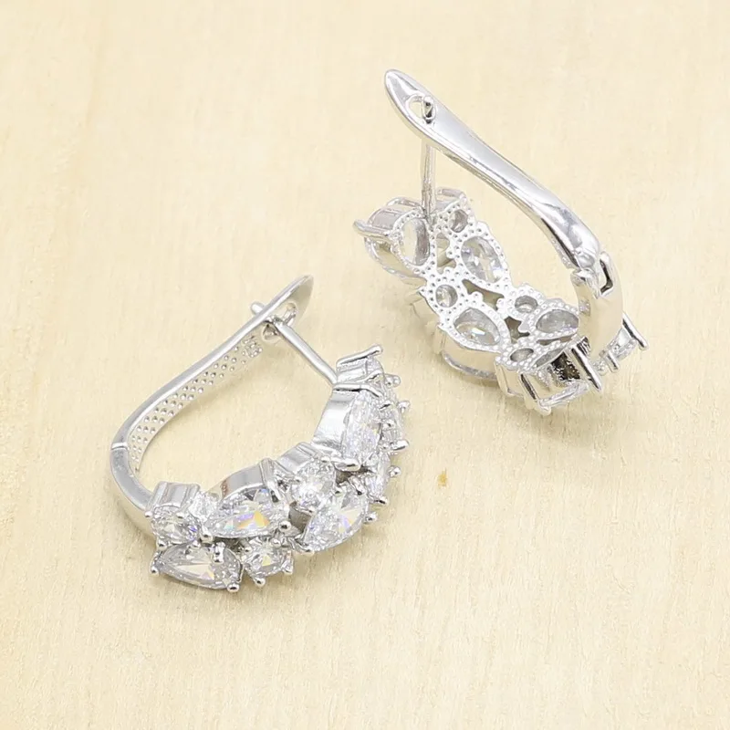 Классические серьги кольца с белым цирконом серебристого цвета цвет набор