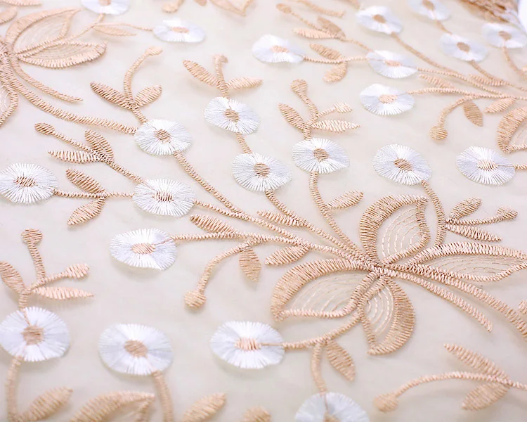 

Lace Fabric Rectangular Tv Cabinet Tablecloth , Round Table Multifunctional Dust-proof Towel , Flower Embroidery Sofa Decor