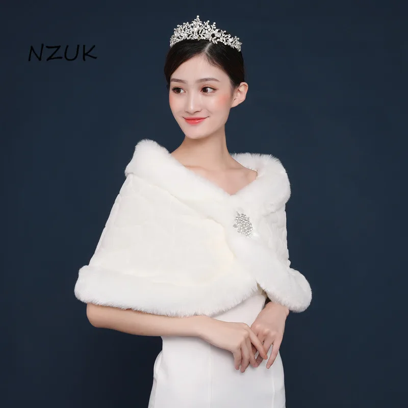 

Ladies Wedding Bridal Fur Shawl Wrap Bolero Winter Faux Fur Capes Bolero Jackets For Evening Dresses PJ043