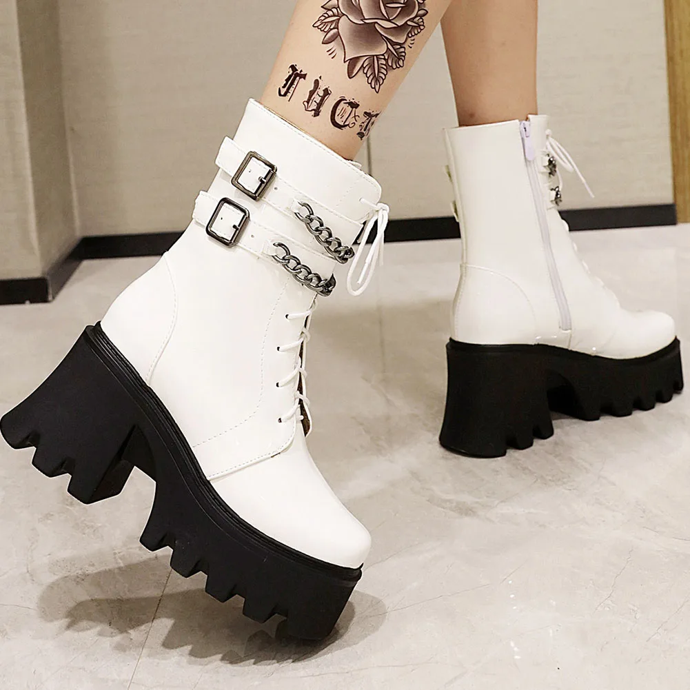 

Женские ботинки из лакированной кожи, ботильоны на высоком устойчивом каблуке и платформе, модная крутая уличная женская обувь с пряжкой, ...