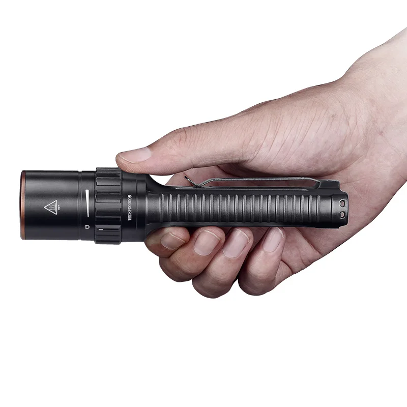 New Fenix LD42 Version 1000 Lumens LED 4 AA High-output Tactical Flashlight | Освещение