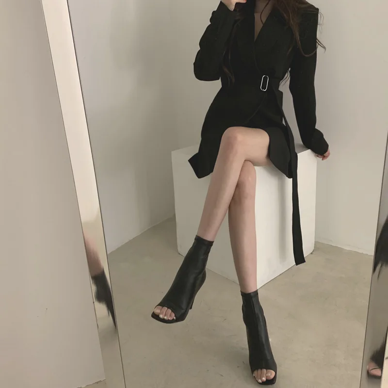 

White Women Blazer V-neck Slim Long Women Jacket Coat 2021 Autumn Full Sleeve Female Blazers Outwear Elegant