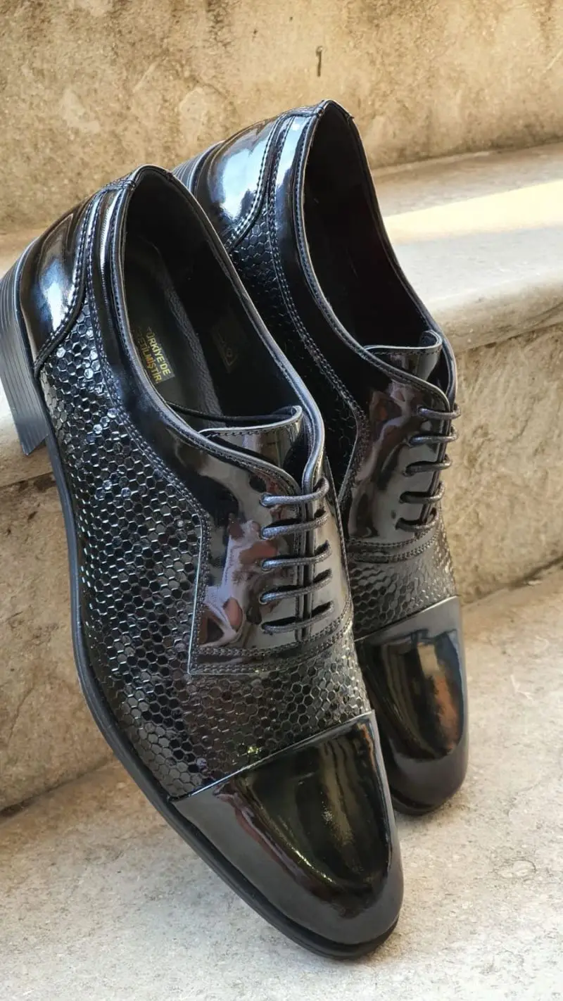 

Men PU Leather New Handmade Lace Up Shoes Classic Ankle Men Casual Fashion Autumn Combat Designer Shoes Men KR215