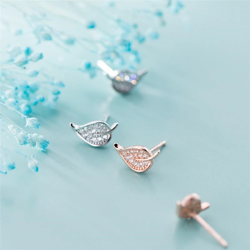 

WYEAIIR 925 Sterling Silver Cute Sweet Leaves Cool Art Female Stud Earrings