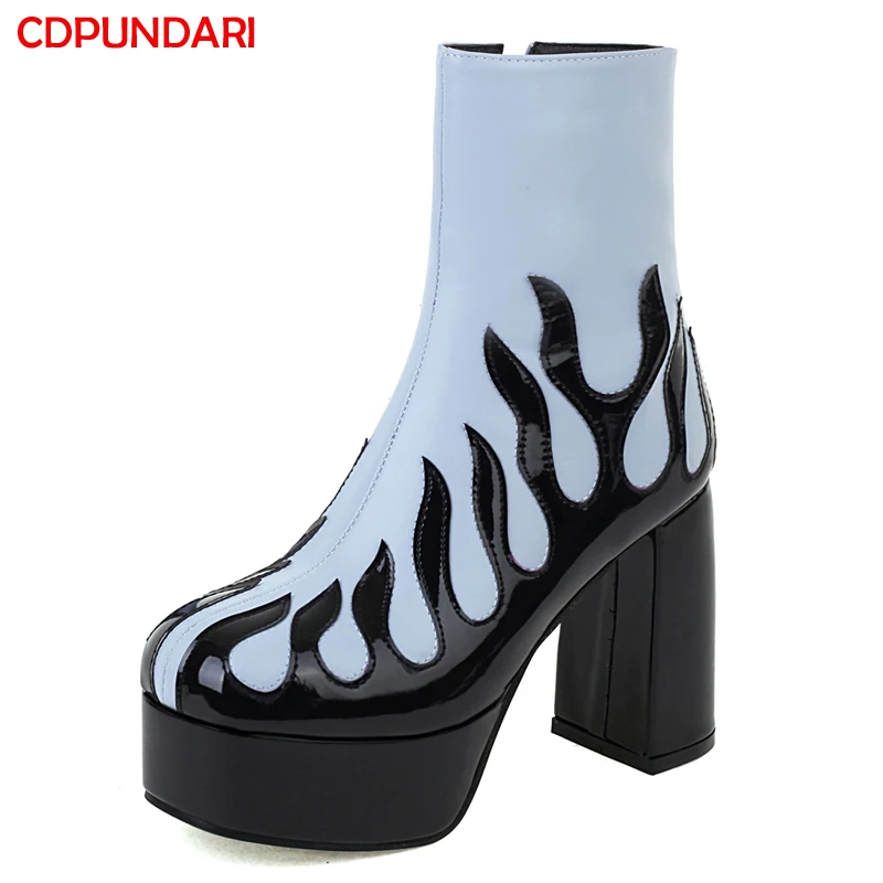 Женские ботильоны на платформе и очень высоком каблуке осенне-зимние ботинки в