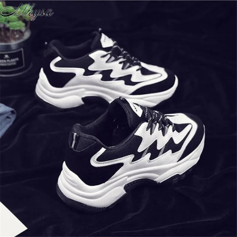 

2020 New spring and autumn fashion women breathable wild women's shoes with mixed color lace up casual shoes sneakers L210