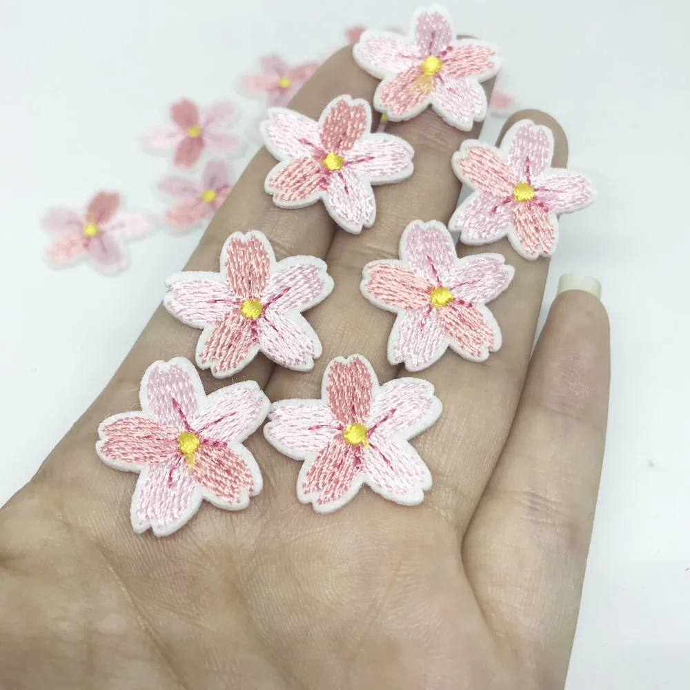 

10PCS Small Pink Cherry Flower Patches Clothing Embroidery Iron On Applique Floral for Kids Dress Clothes Cheap Patchs for DIY