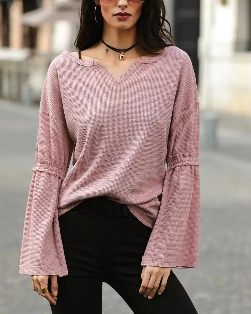 

Solid Bell Sleeve Casual Top