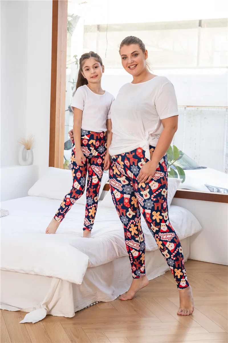 

2020 New Year polyester spandex high quality stretch pants fashion buttery soft Merry Christmas Mommy Girls Leggings