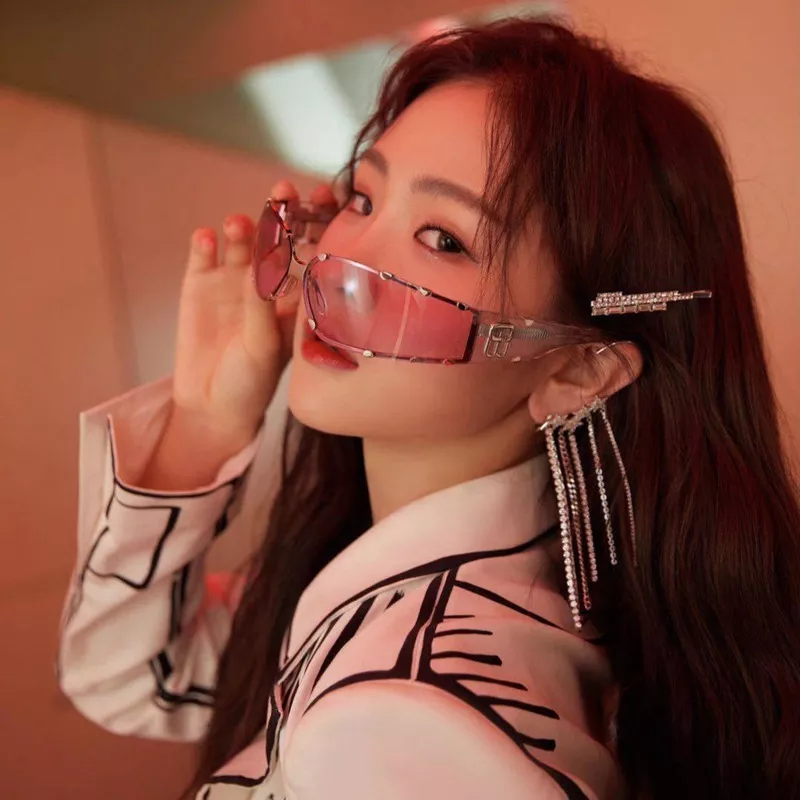 Wu Yifan Rivet Robot Sunglasses Female Ins Net Celebrity Makeup Decoration Trendy Y2K Play Hip-Hop Windproof Sun Glasses Male