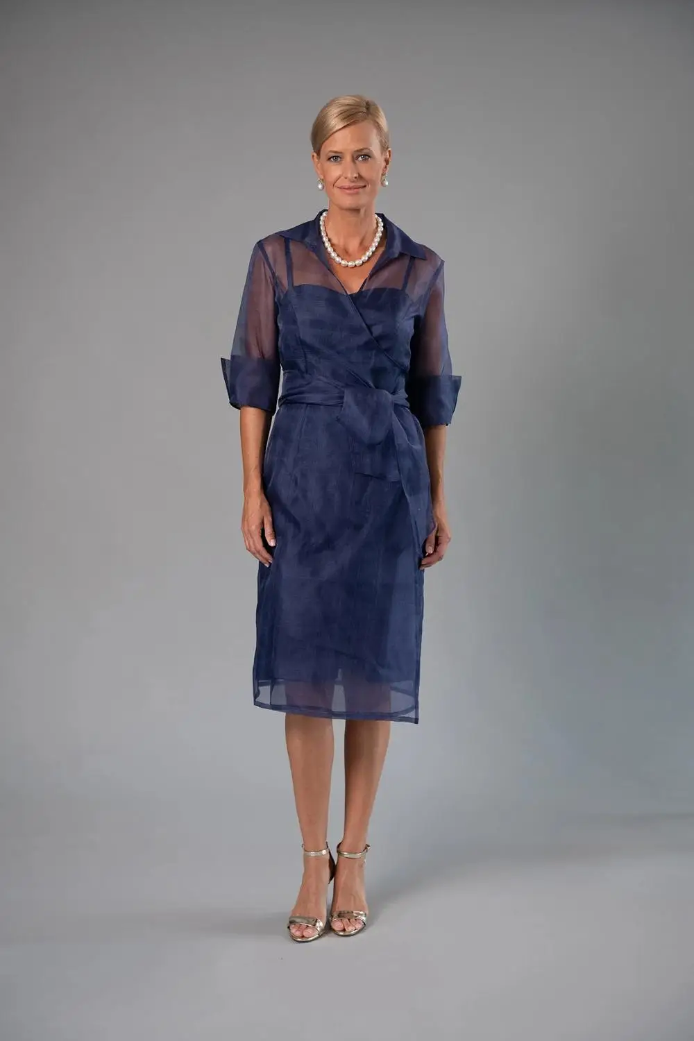 

2021 Plus Size Mother Of The Bride Dresses Navy Illusion V Neck Long Sleeve Mother's Dress Prom Wedding Guest Wear