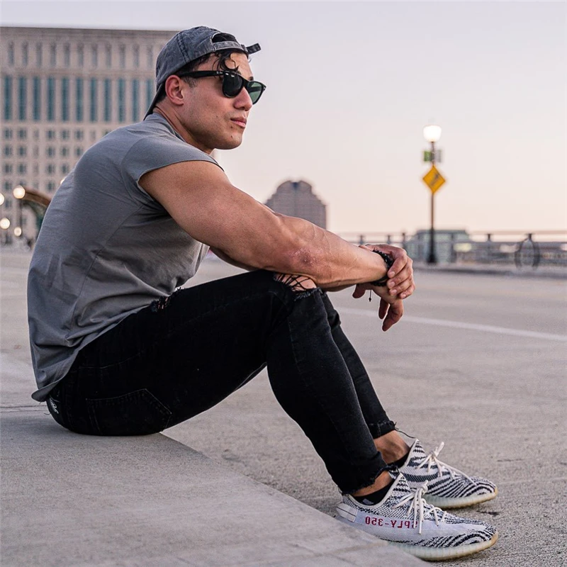 2020 Модные дышащие мужские футболки с коротким рукавом Облегающая рубашка для