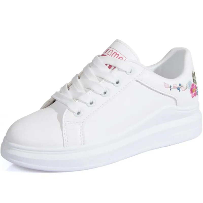 Женские кроссовки на шнуровке AGUTZM белые удобные дышащие плоской подошве