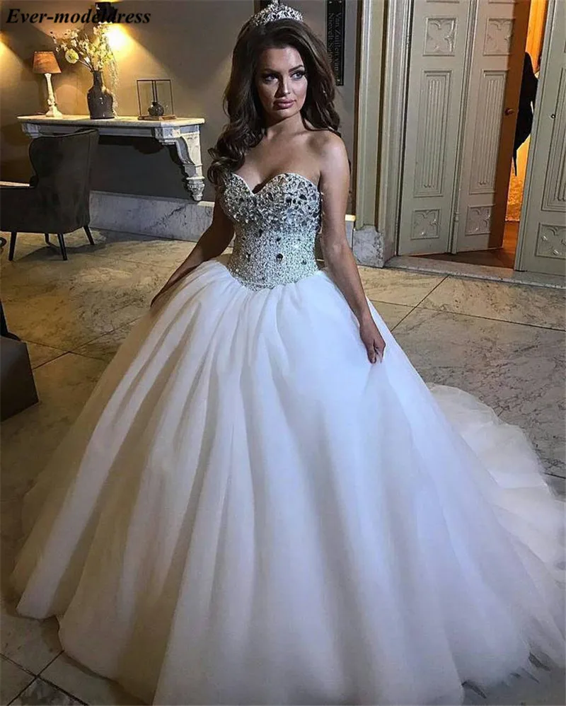 Женское бальное платье It's yiiya белое с блестящими кристаллами на завязках лето