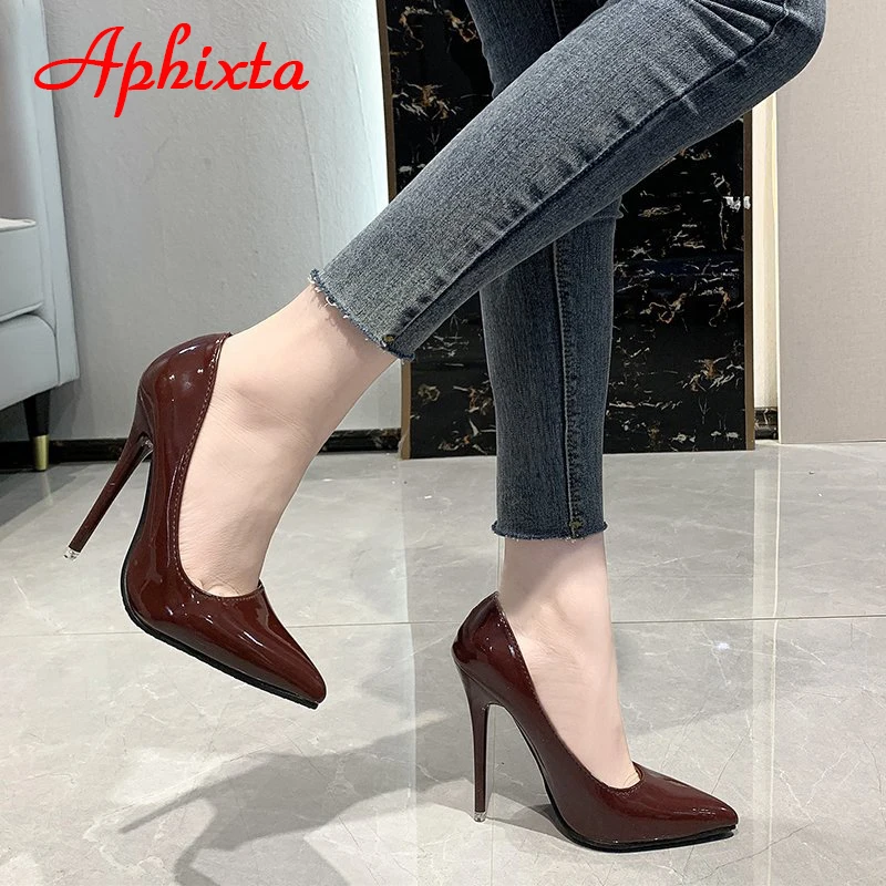 Туфли-лодочки женские из лакированной кожи на тонком каблуке 12 см с острым носком