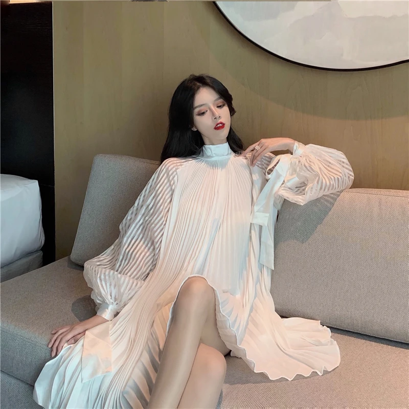 

2020 New Korean Summer Fashion Women Clothes Vacation Dresses Lantern Sleeves Pullover Loose Pleated Dress