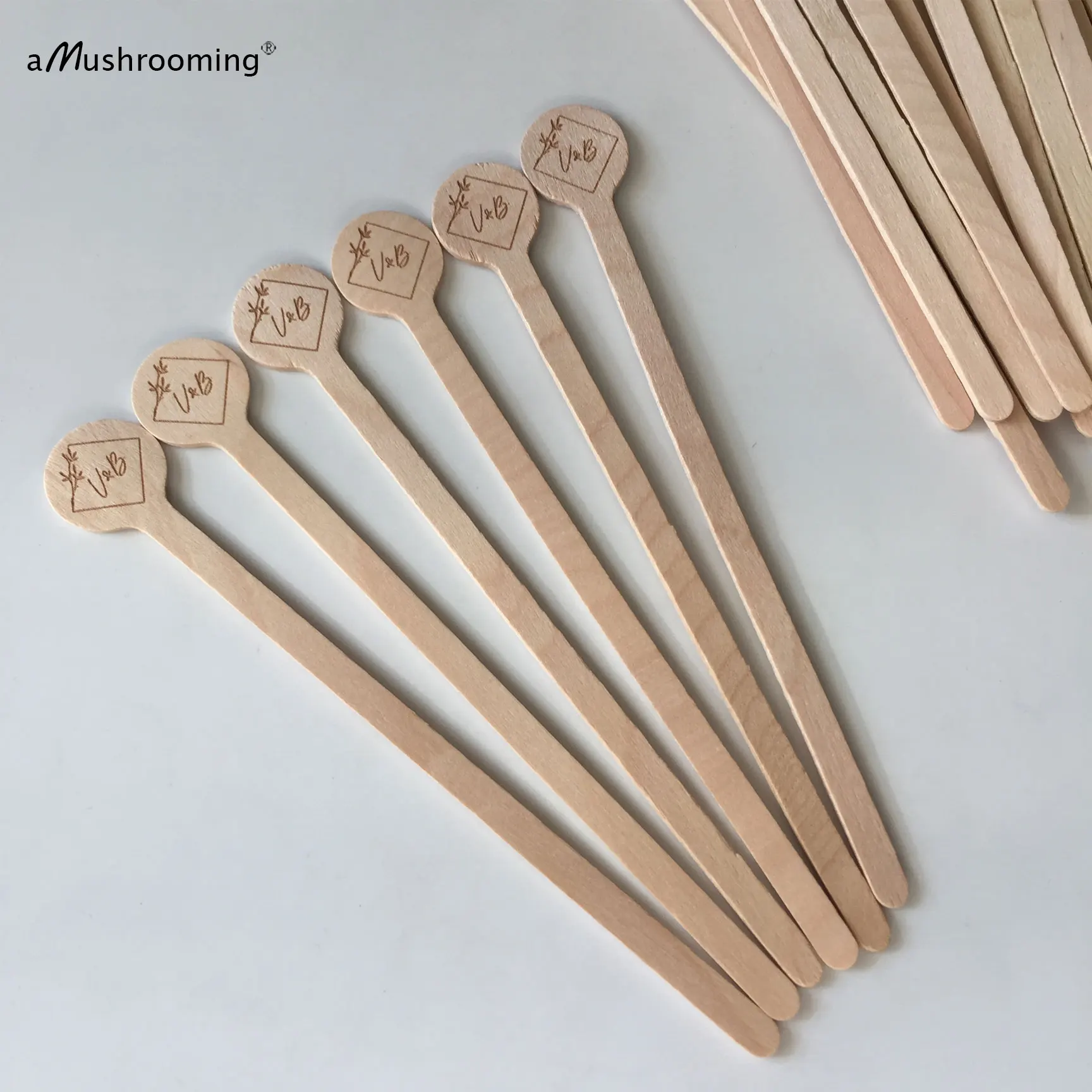 50pcs Custom Engraved Disposable Wedding Stirrers with Initials Buffet Table Appetizer Marker Engagement Swizzle Cocktail Sticks | Дом и сад