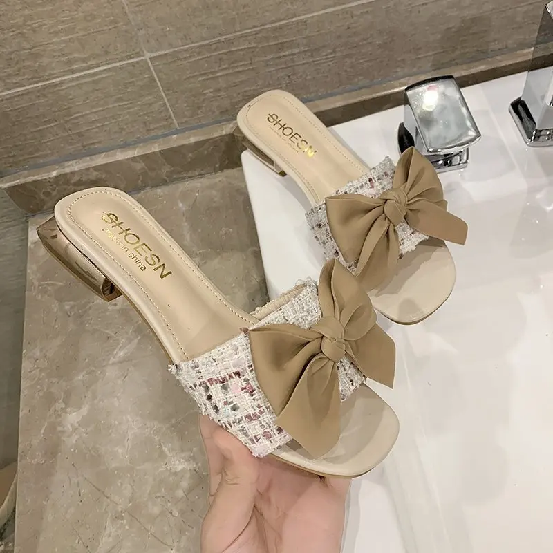 

Женская летняя дышащая обувь на плоской подошве с острым носком