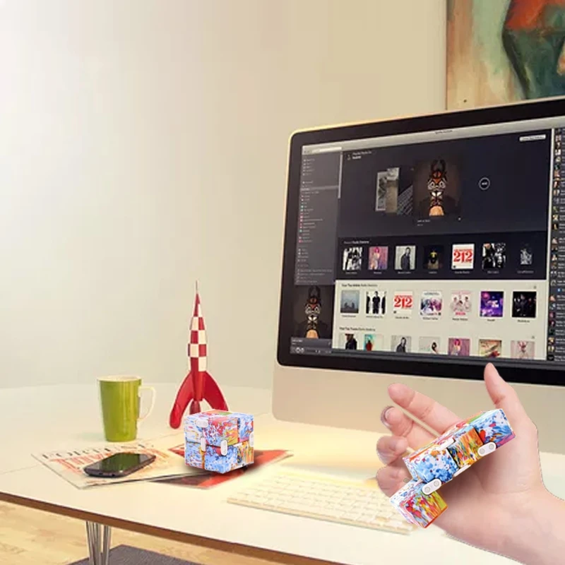 

1PC Interactive Playhouse Toys Gifts for Kids Toddlers Pressure Release Toys Practical Joke Toy Miniature Fidget Toy