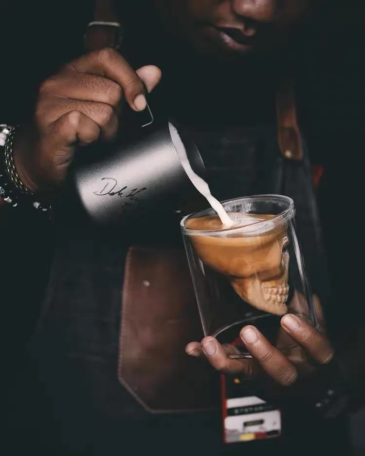 Креативная стеклянная чашка с черепом прозрачная Хрустальная двойная для виски