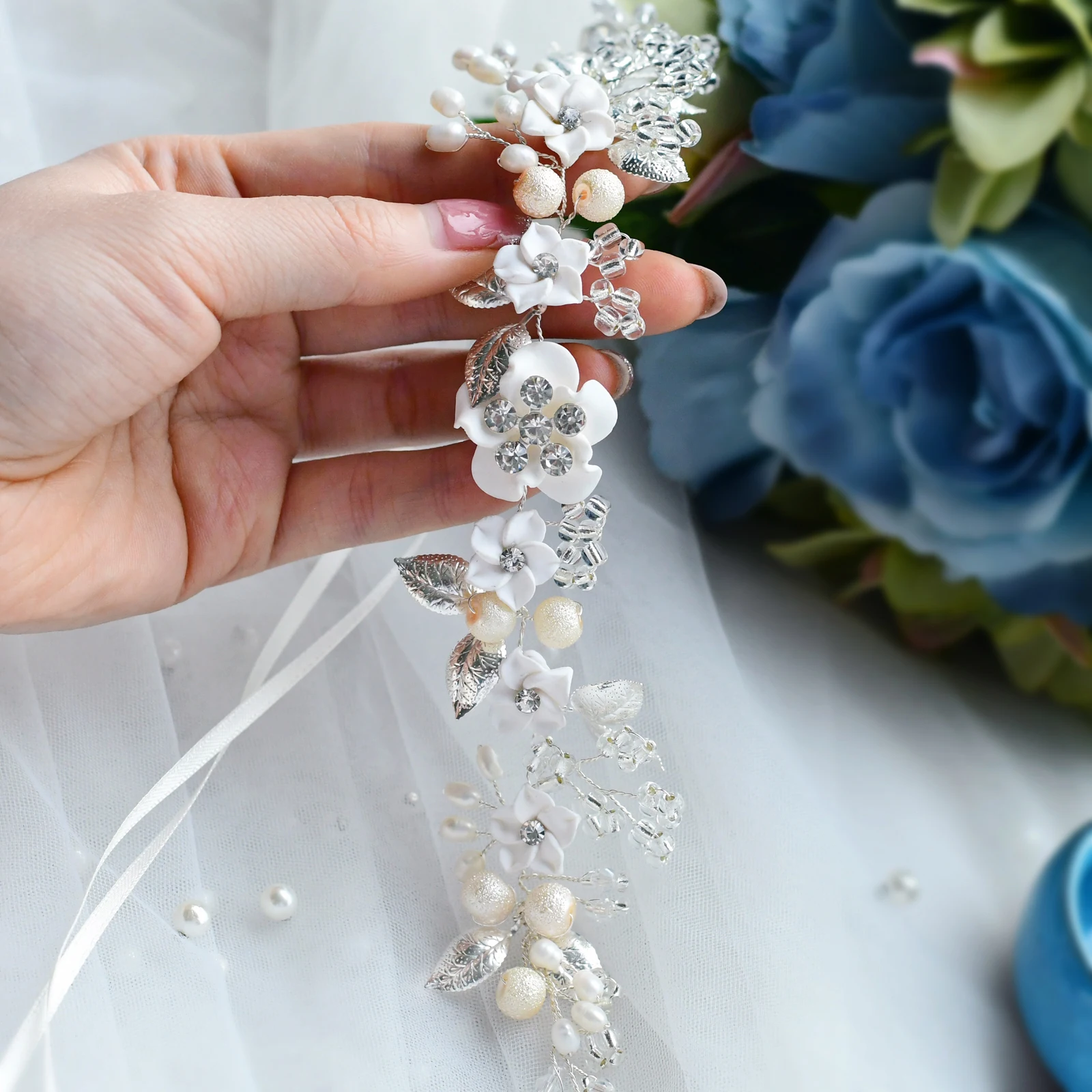 

TOPQUEEN HT04-S Pearls Leg Loop Wedding Garters Rhinestone Bridal Garter for Women Crystals Thigh Ring Bride Wedding Accessories