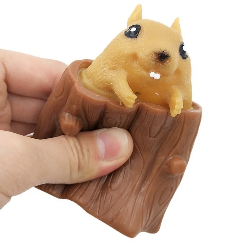 1PC Color Evil Squirrel Cup  Animal Cat Dog Fruit Pinch Squeeze Toys Tree Stump Squirrel Pinch Telescopic Stress Relief Toy