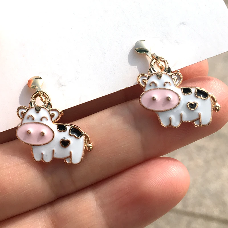 Cartoon cow Clip On Earrings No Hole Ear Clips Lovely Earring Without Piercing Minimalist Jewelry CE515M | Украшения и аксессуары